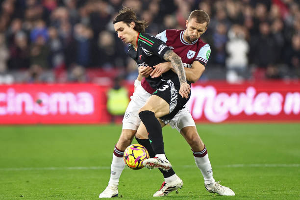 定了坚实基 定了坚实基